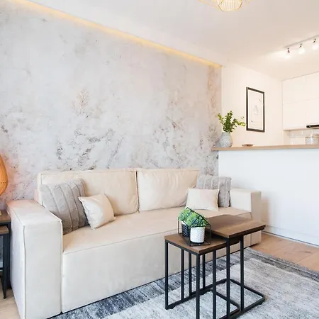 Апартаменты Apartamentysnu, Wola Komfort Ii Z Parkingiem Варшава