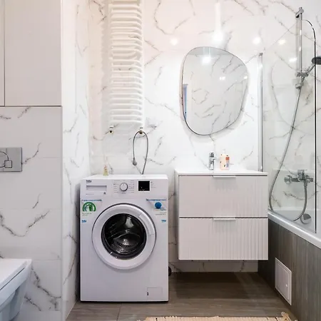 Apartmán Apartamentysnu, Wola Komfort Ii Z Parkingiem